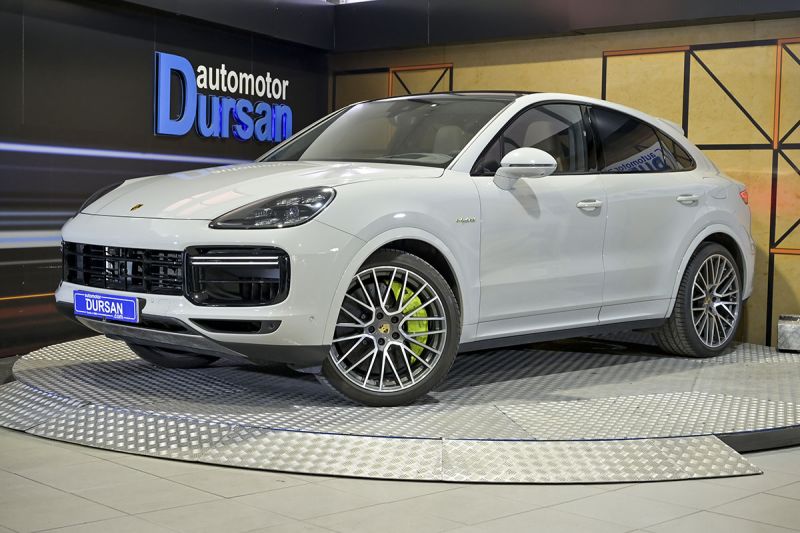 Porsche Cayenne Coupé Turbo S EHybrid (2022)