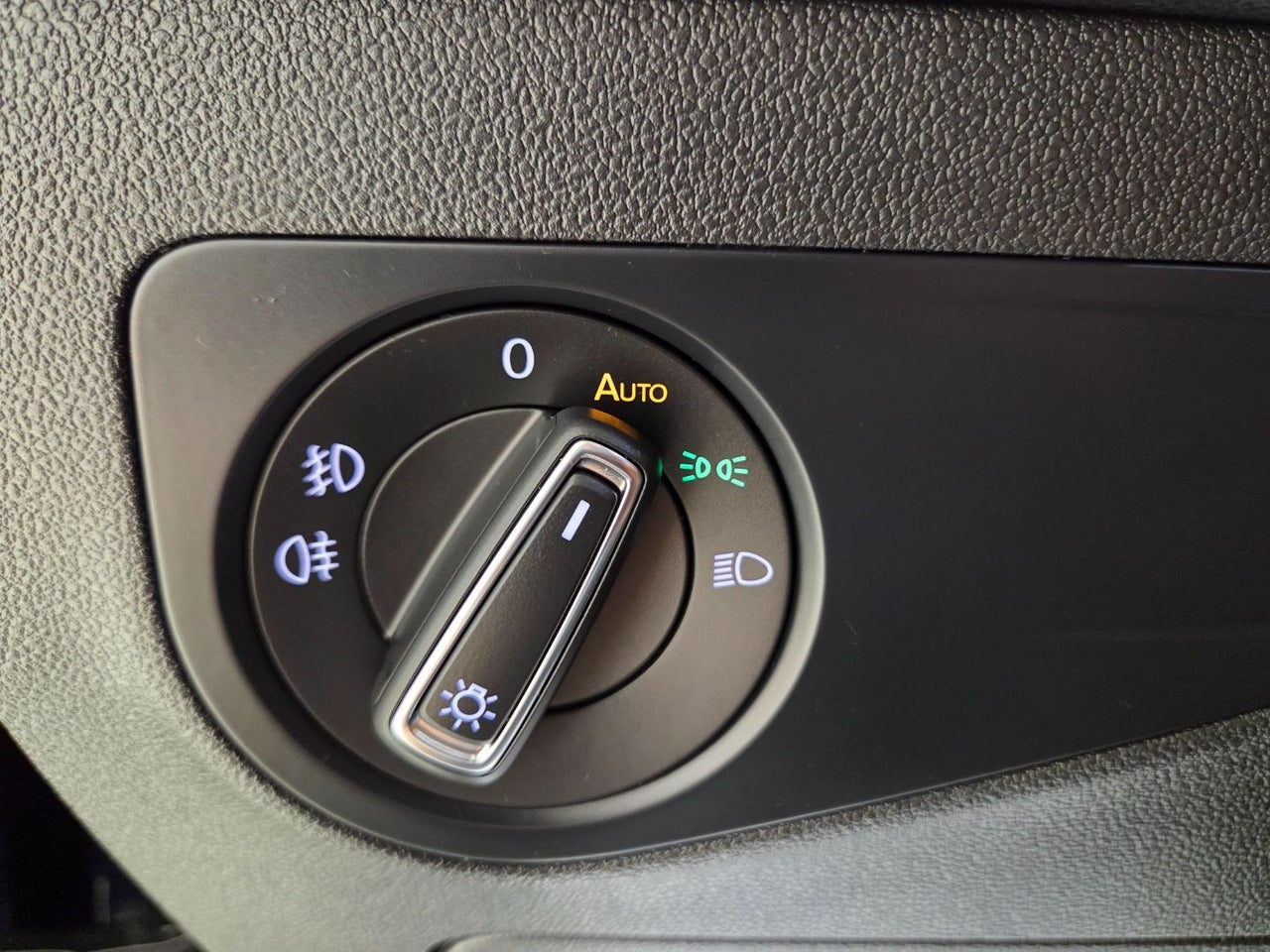 VOLKSWAGEN Tiguan Sport 2.0 TDI 110kW 150CV DSG