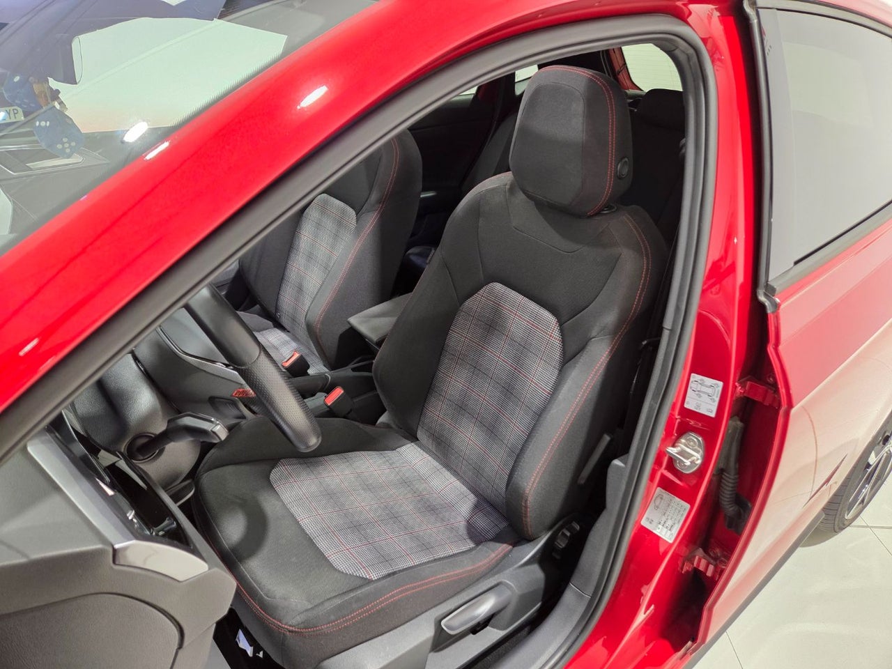 VOLKSWAGEN Polo GTI 2.0 TSI 152kW 207CV DSG