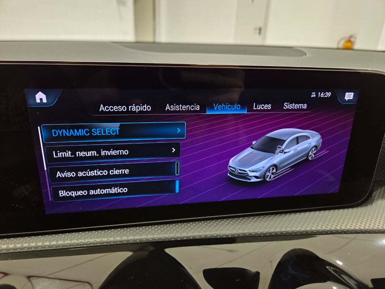 MERCEDES-BENZ CLA CLA 200 D DCT