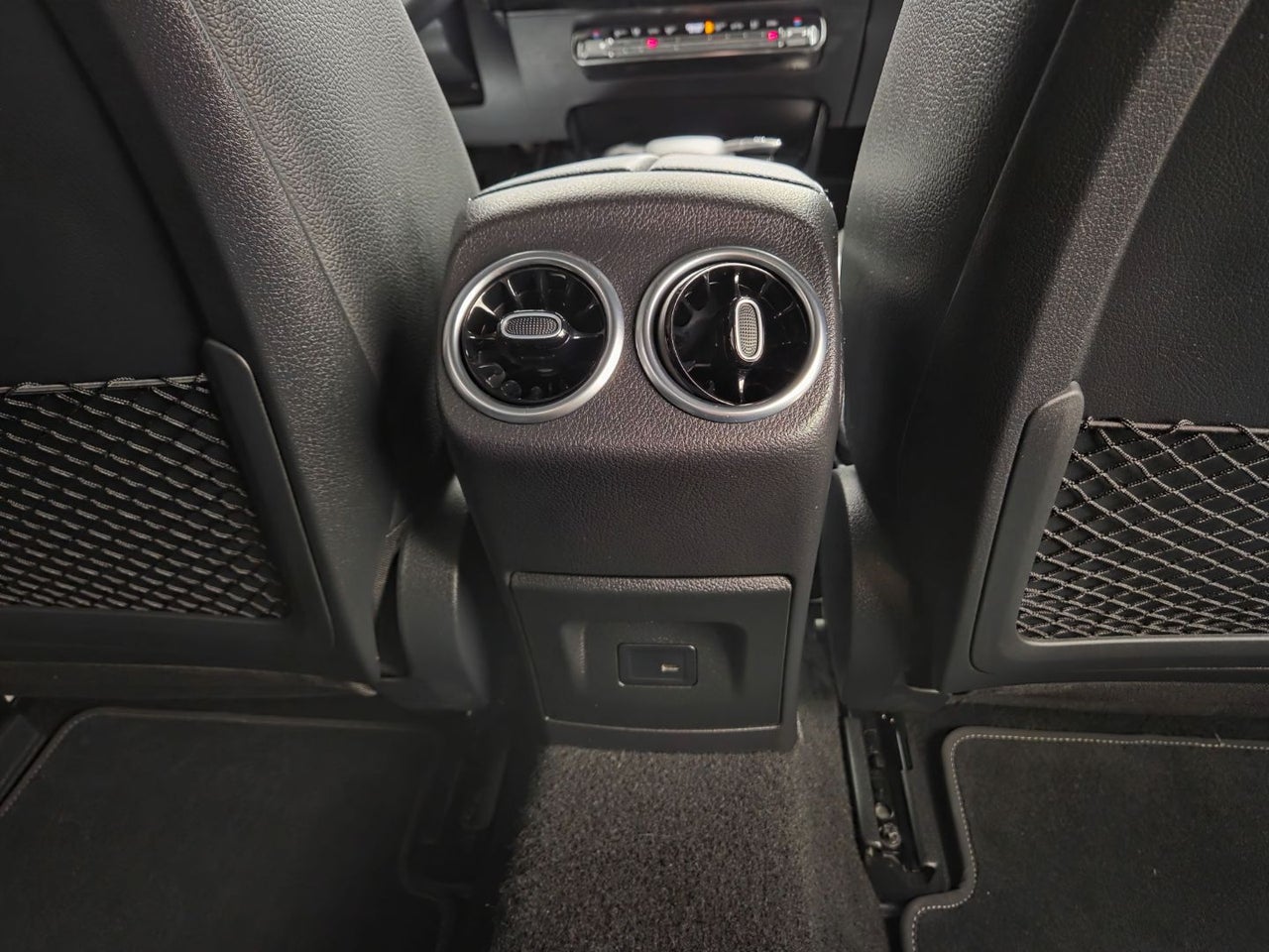 MERCEDES-BENZ CLA CLA 200 D DCT