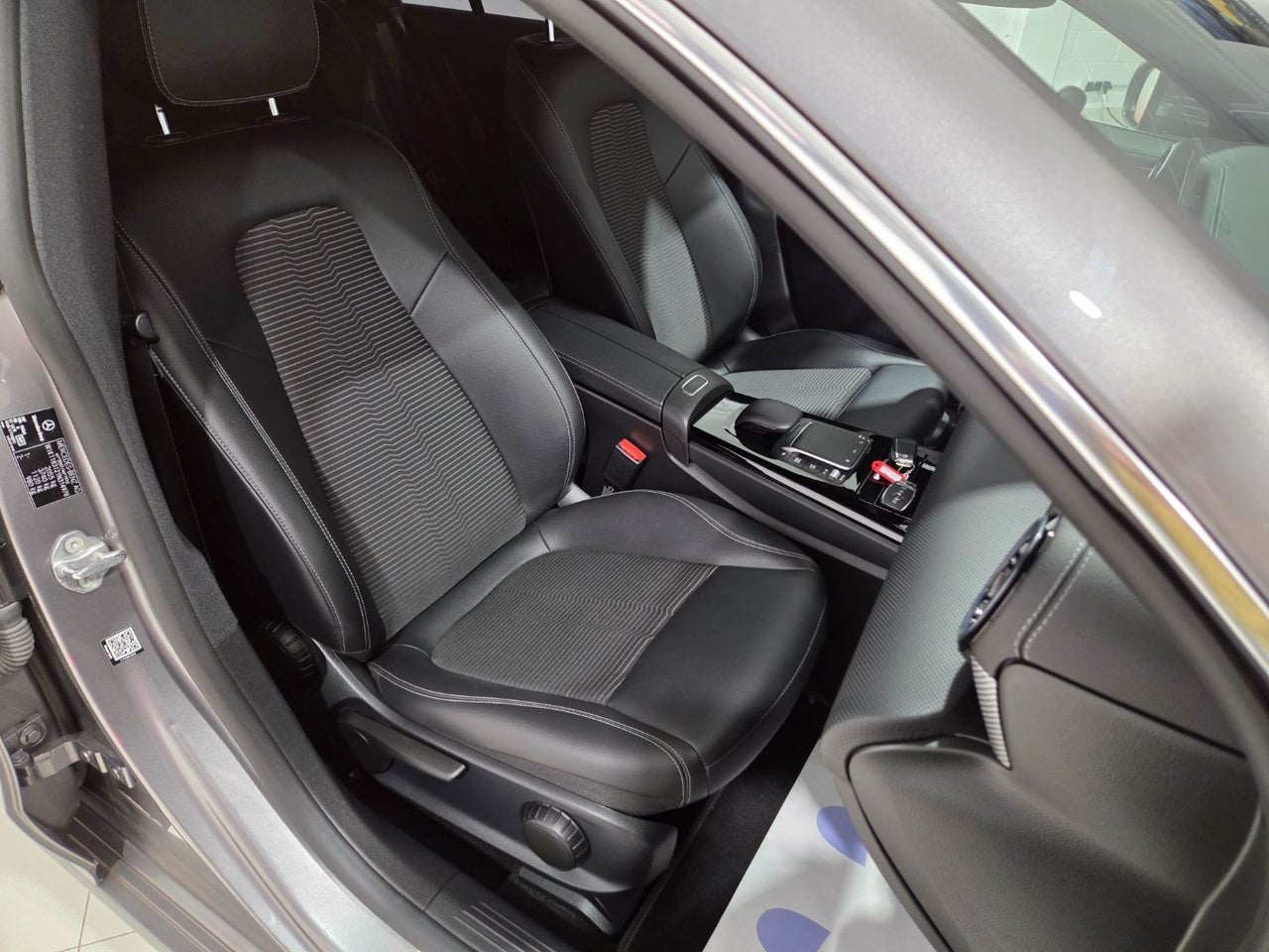 MERCEDES-BENZ CLA CLA 200 D DCT