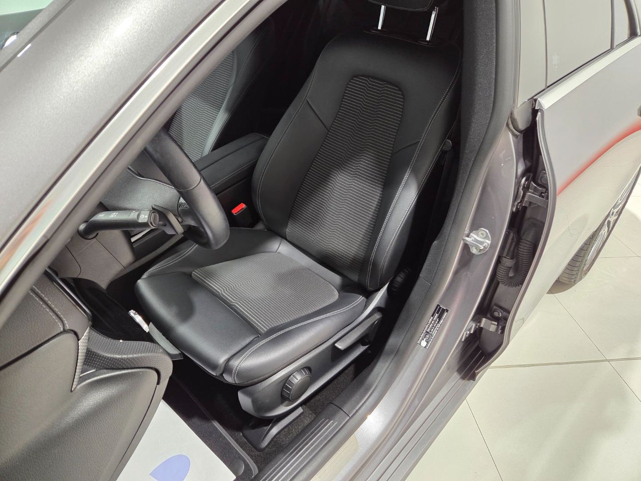 MERCEDES-BENZ CLA CLA 200 D DCT