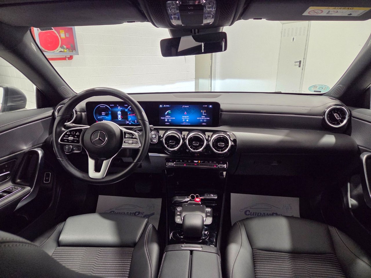 MERCEDES-BENZ CLA CLA 200 D DCT