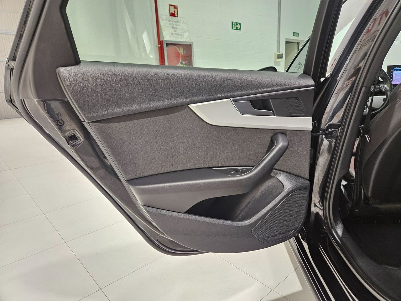 AUDI A4 S line 35 TDI 120kW 163CV S tronic
