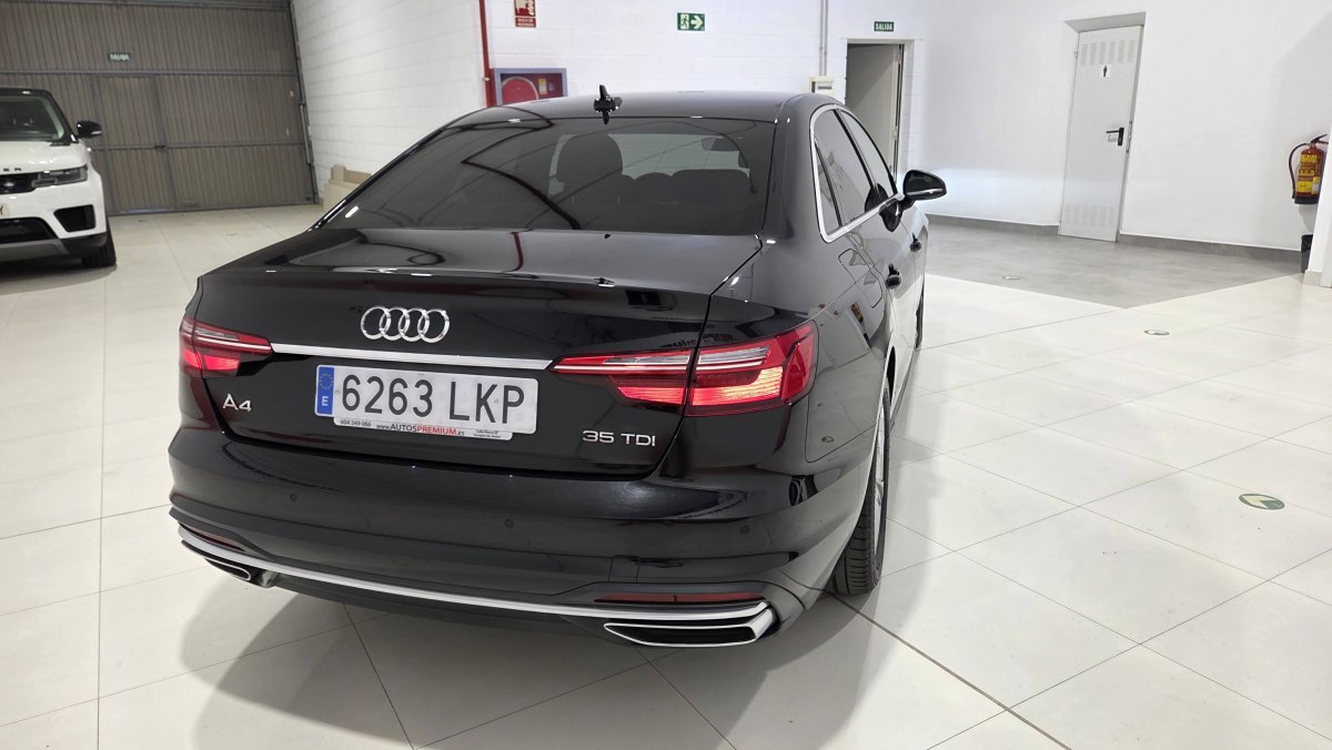 AUDI A4 S line 35 TDI 120kW 163CV S tronic
