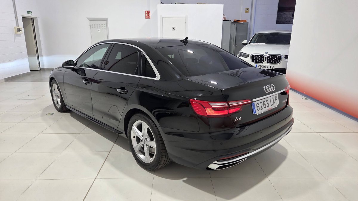AUDI A4 S line 35 TDI 120kW 163CV S tronic