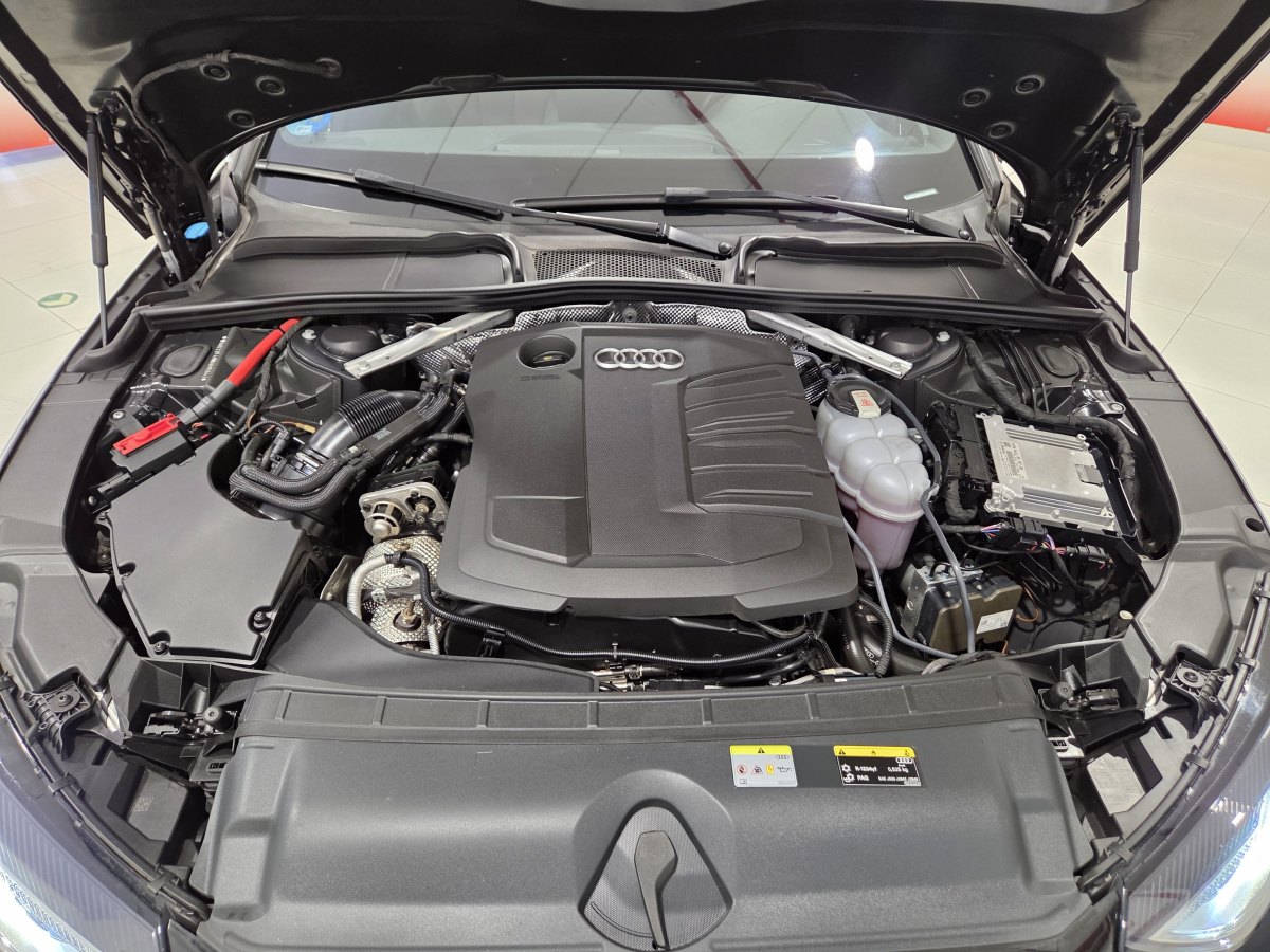 AUDI A4 S line 35 TDI 120kW 163CV S tronic