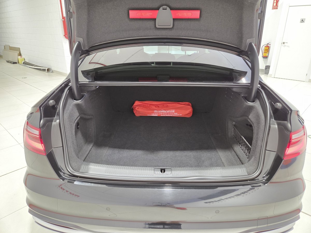 AUDI A4 S line 35 TDI 120kW 163CV S tronic