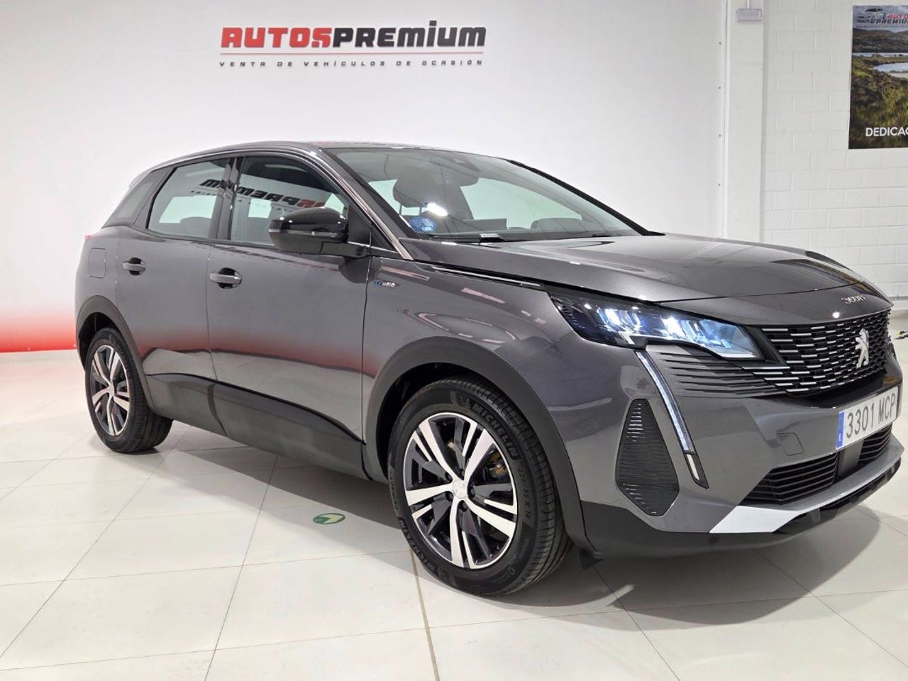PEUGEOT 3008 Hybrid 225 eEAT8 Allure Pack