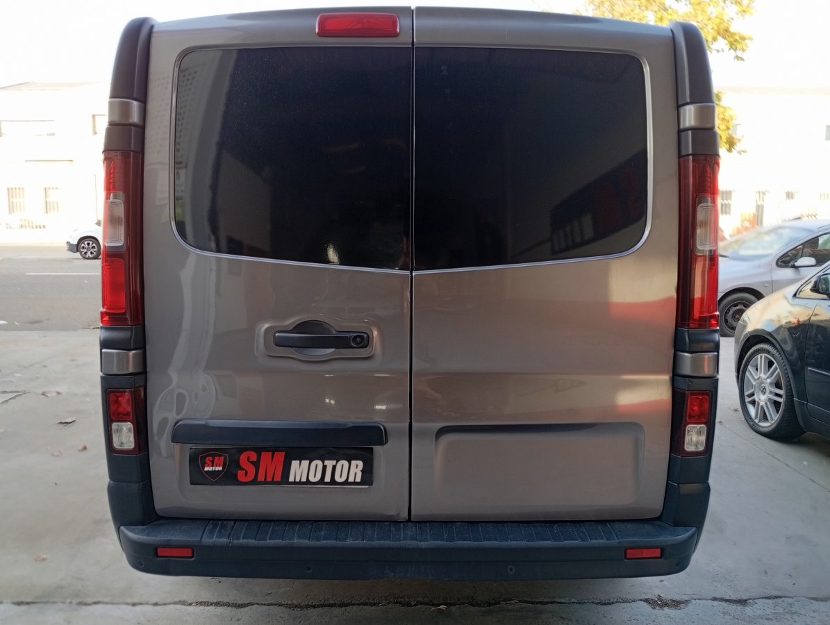 RENAULT Trafic Combi Mixto 56 N1 dCi 115