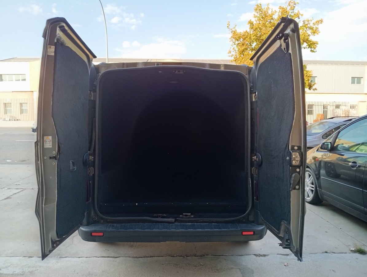 RENAULT Trafic Combi Mixto 56 N1 dCi 115