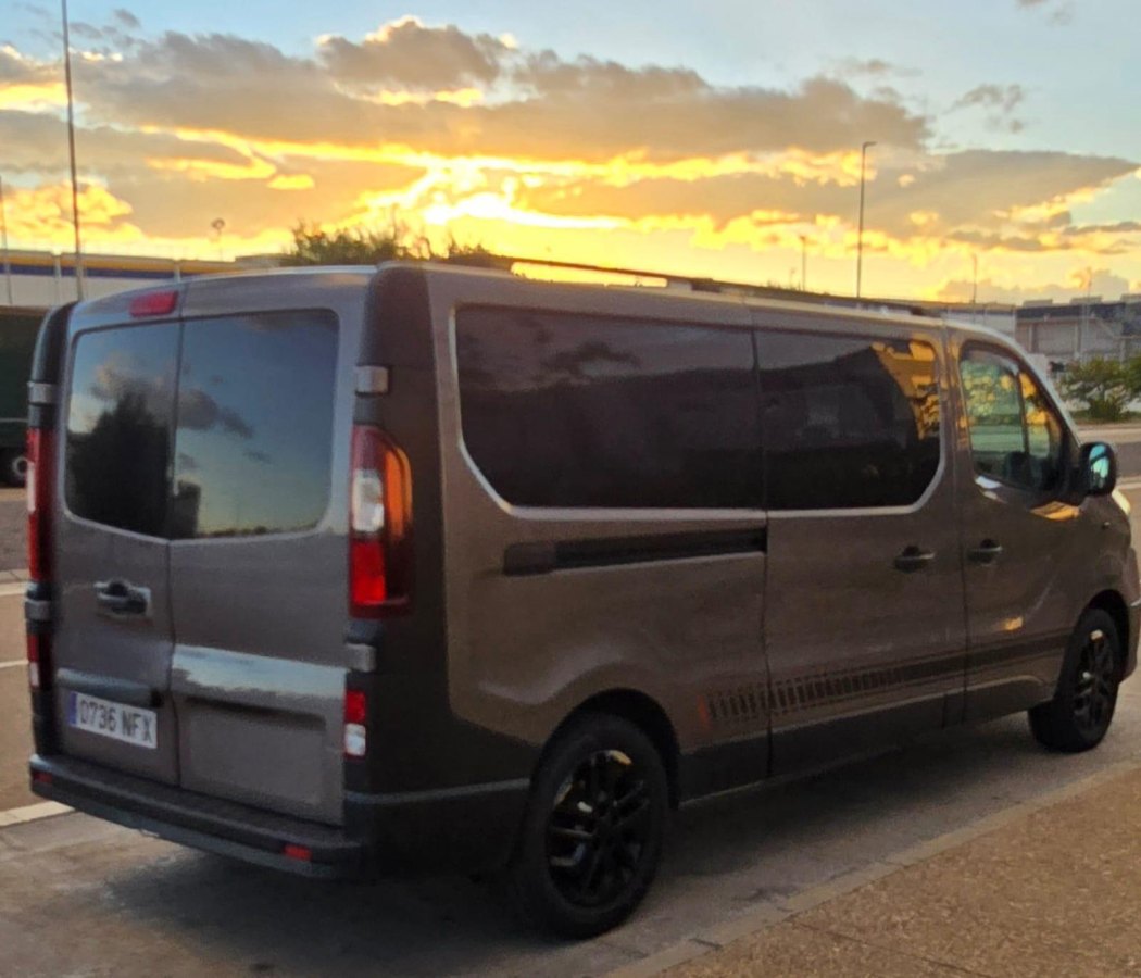 RENAULT Trafic Combi Mixto 56 N1 dCi 115