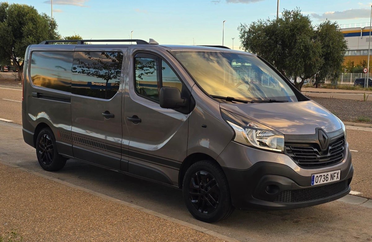 RENAULT Trafic Combi Mixto 56 N1 dCi 115