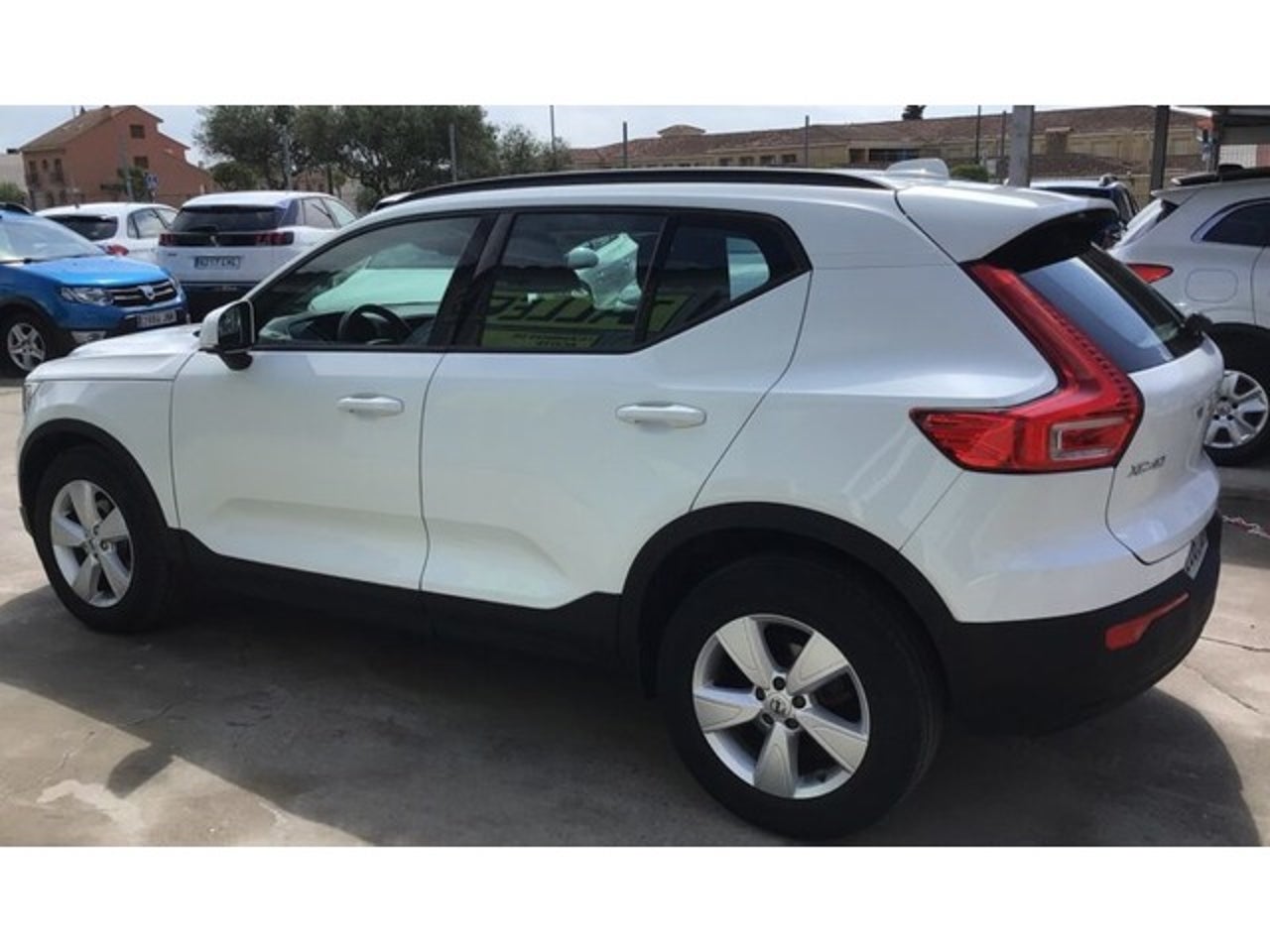 VOLVO XC40 2.0 D3 Auto