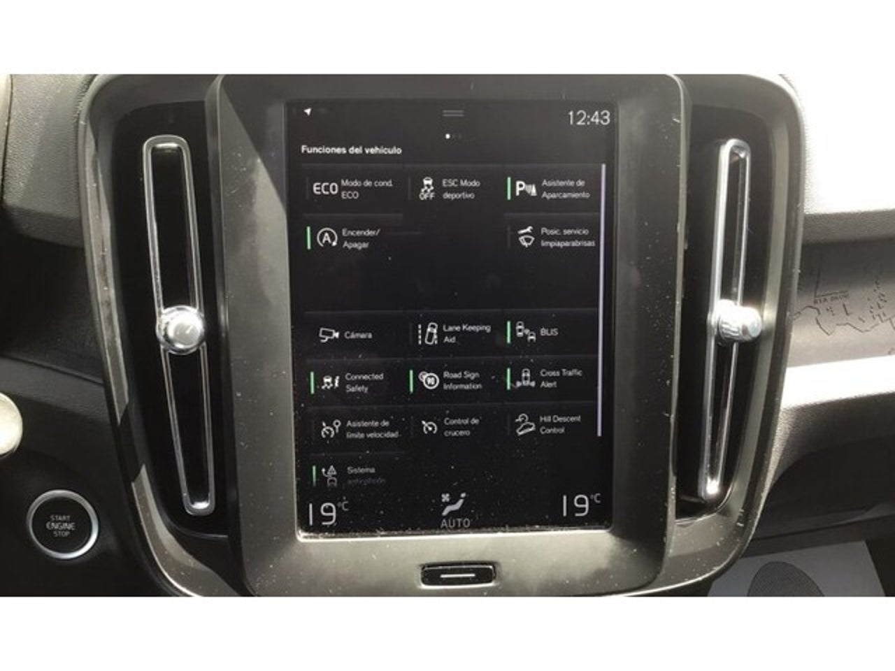 VOLVO XC40 2.0 D3 Auto