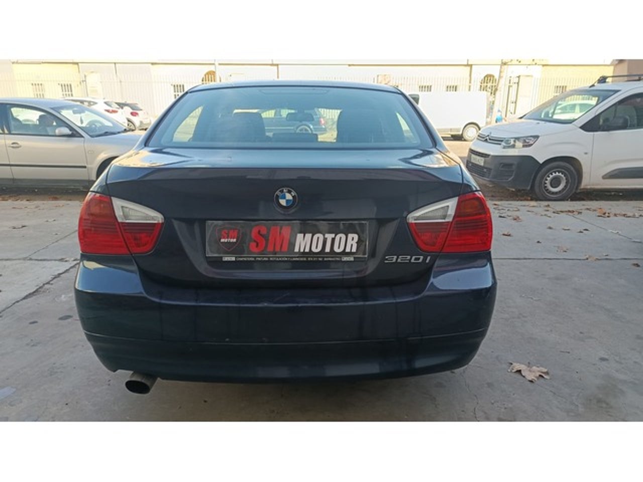 BMW Serie 3 320i E90