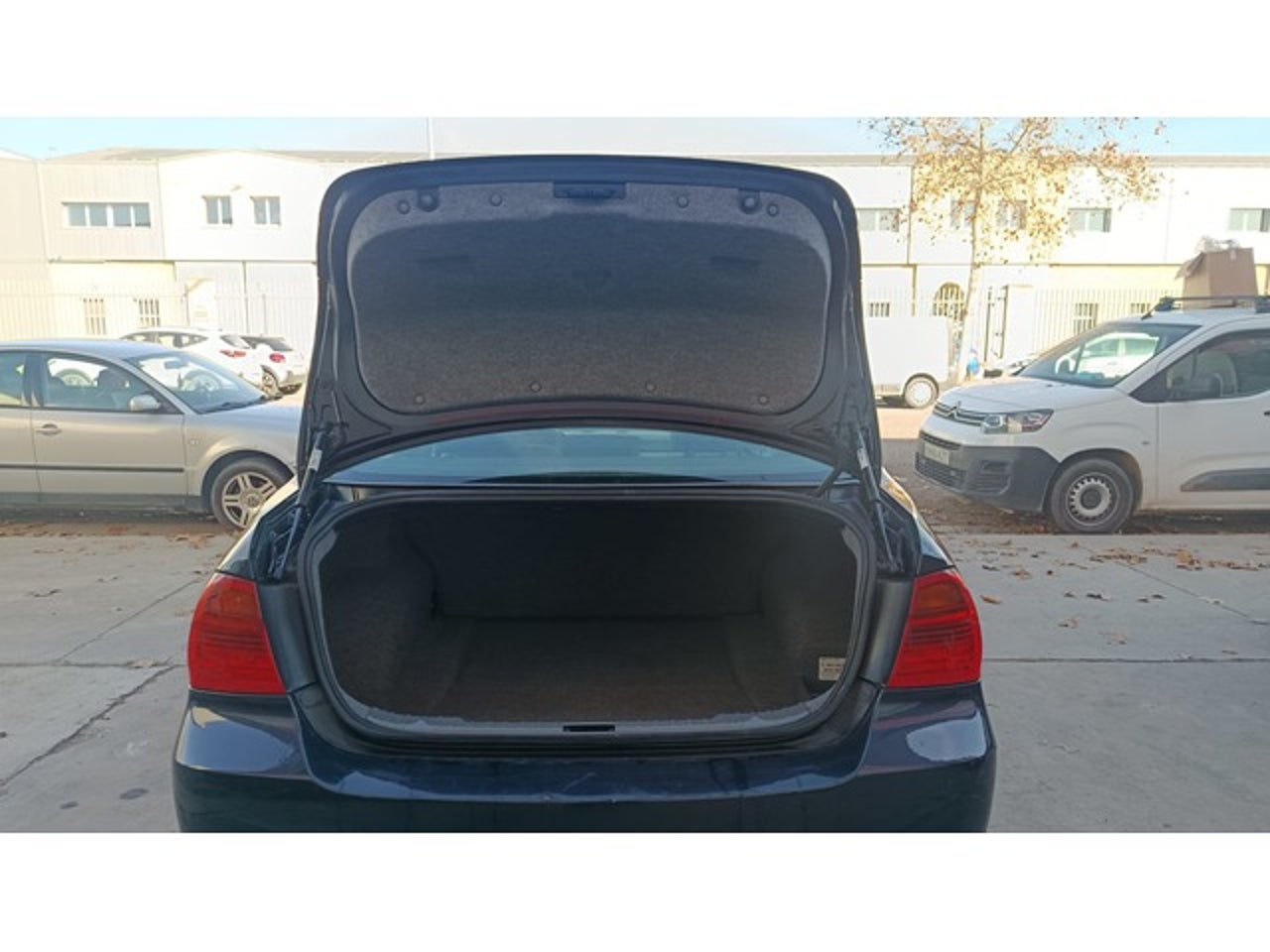BMW Serie 3 320i E90