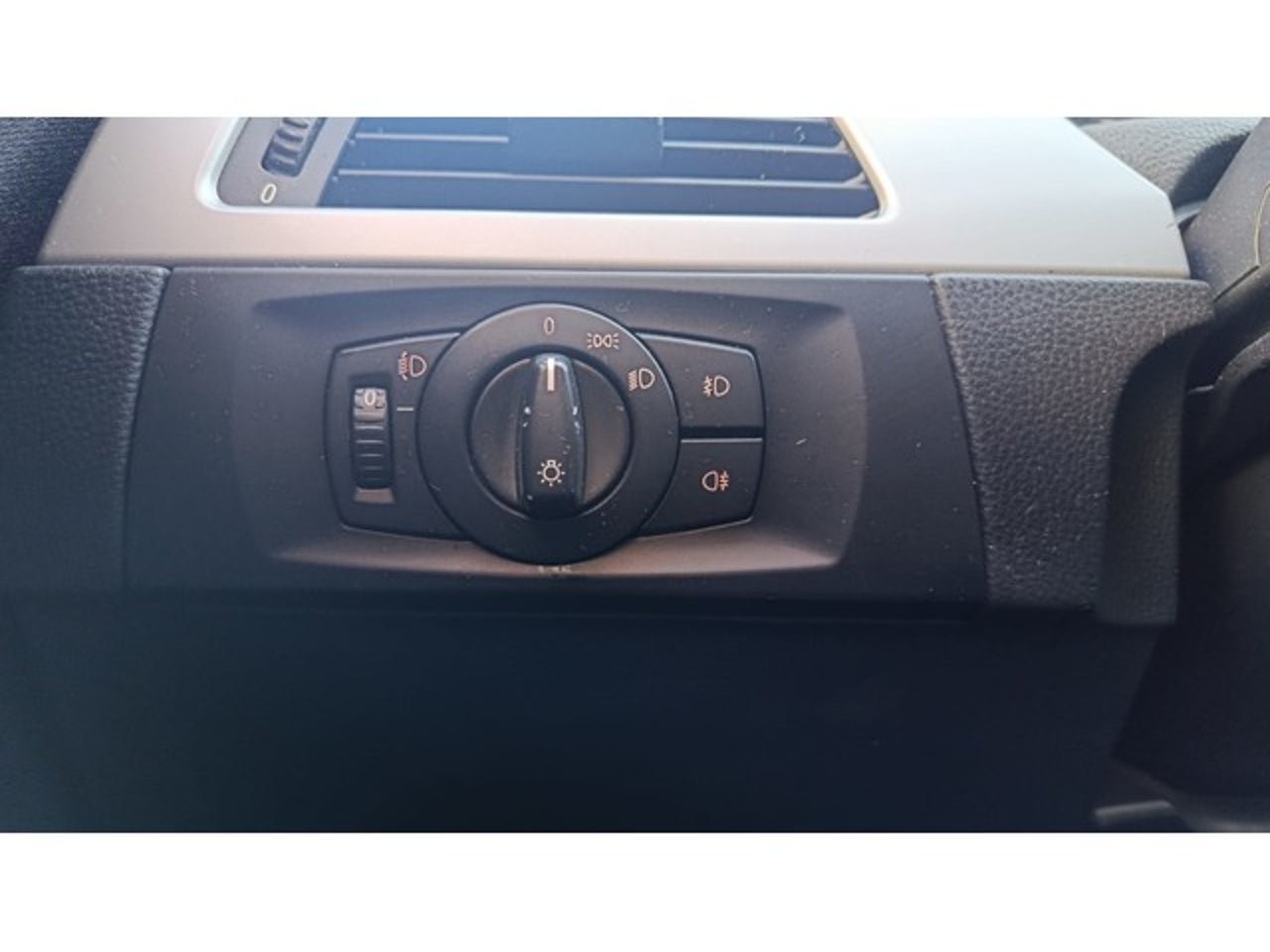 BMW Serie 3 320i E90