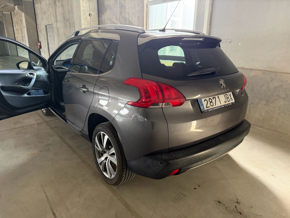 PEUGEOT 2008 Allure 1.6 eHDi 115