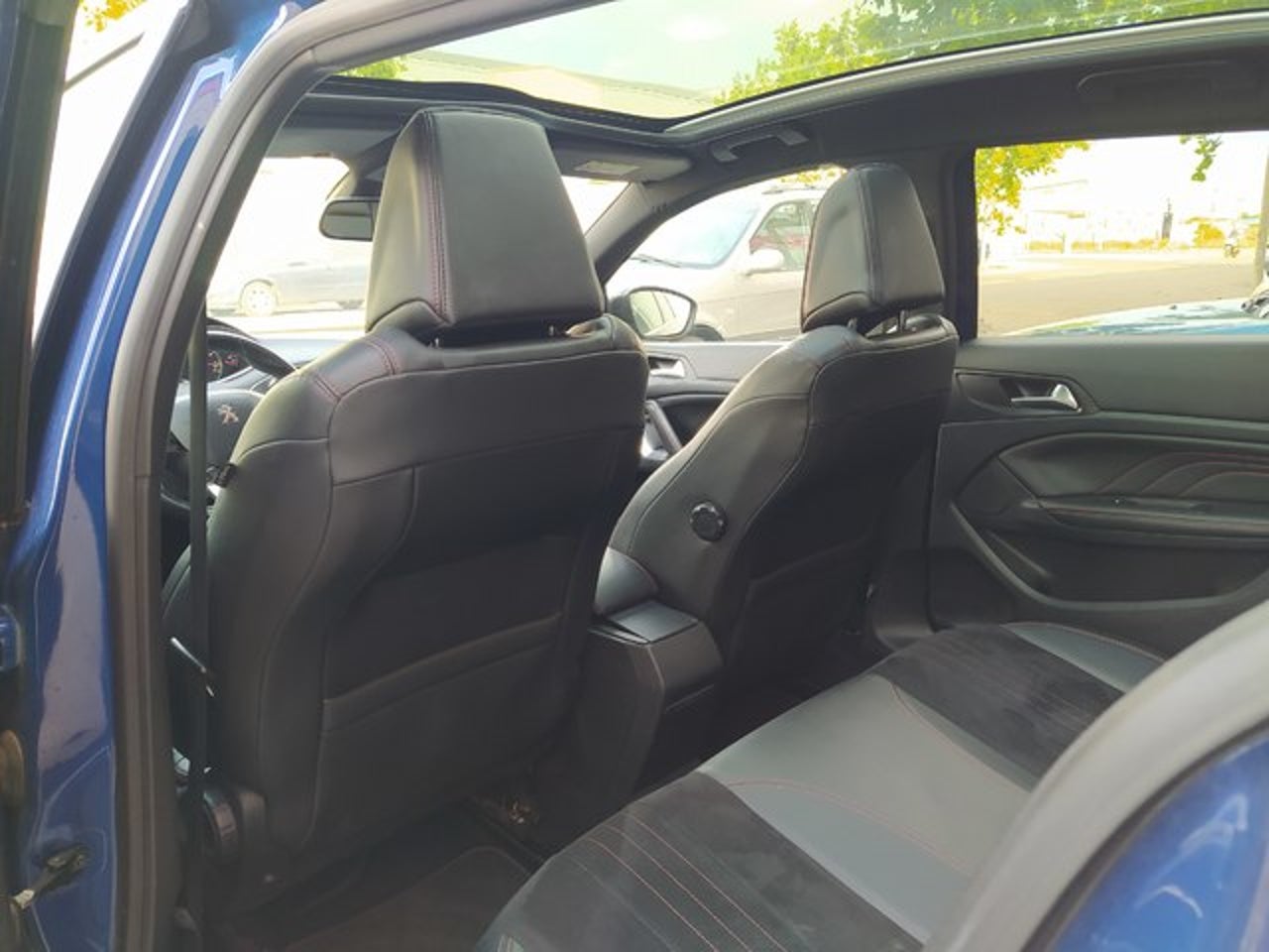 PEUGEOT 308 GT 205