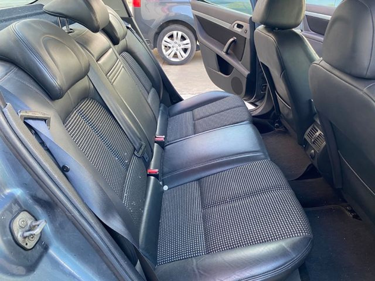 PEUGEOT 407 ST Sport HDI 136