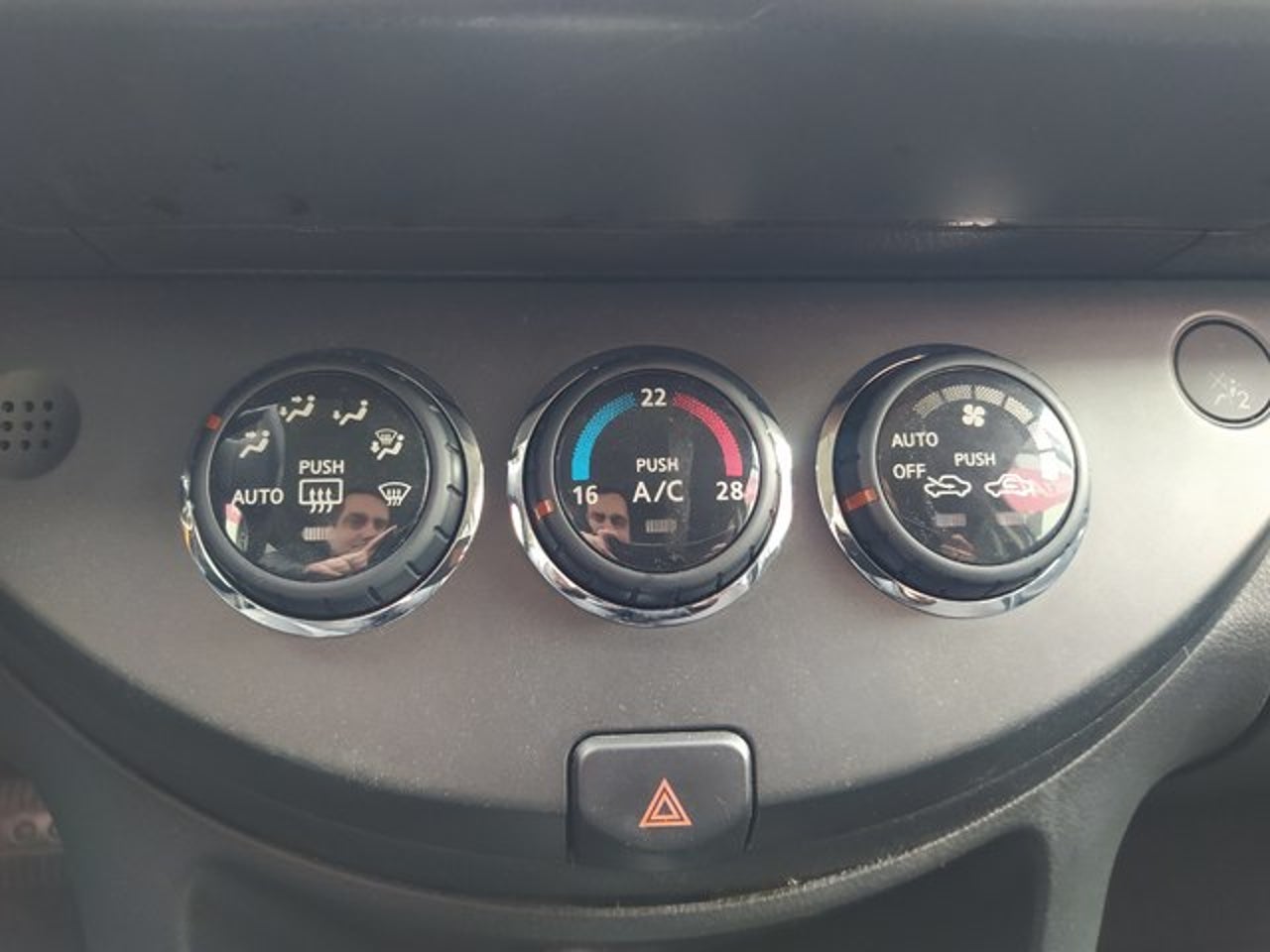 NISSAN NOTE 5p. 1.6 ACENTA