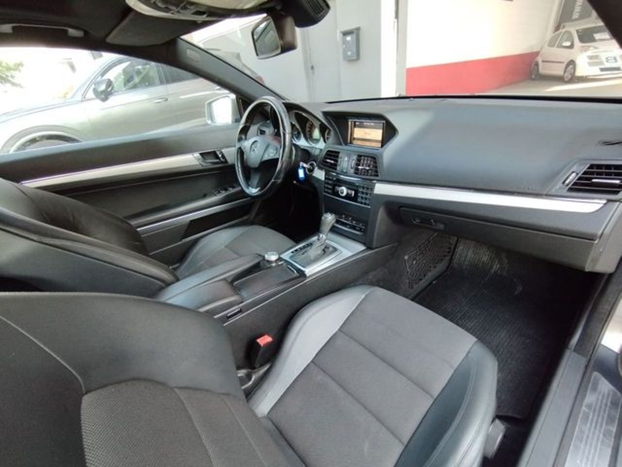 MERCEDES-BENZ Clase E Coupe E 220 CDI Blue Efficiency Elegance