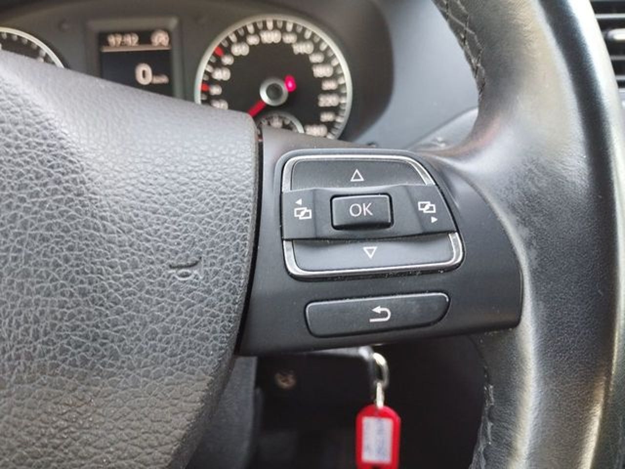 VOLKSWAGEN Jetta 1.6 TDI 105cv Advance Bluemotion Tech