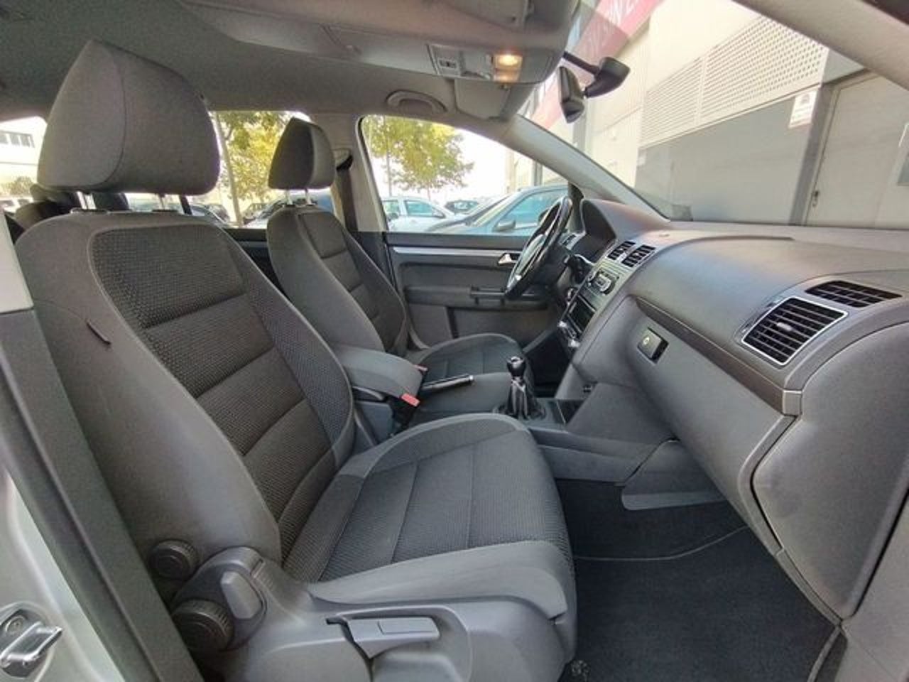 VOLKSWAGEN Touran 1.6 TDI 105cv Advance