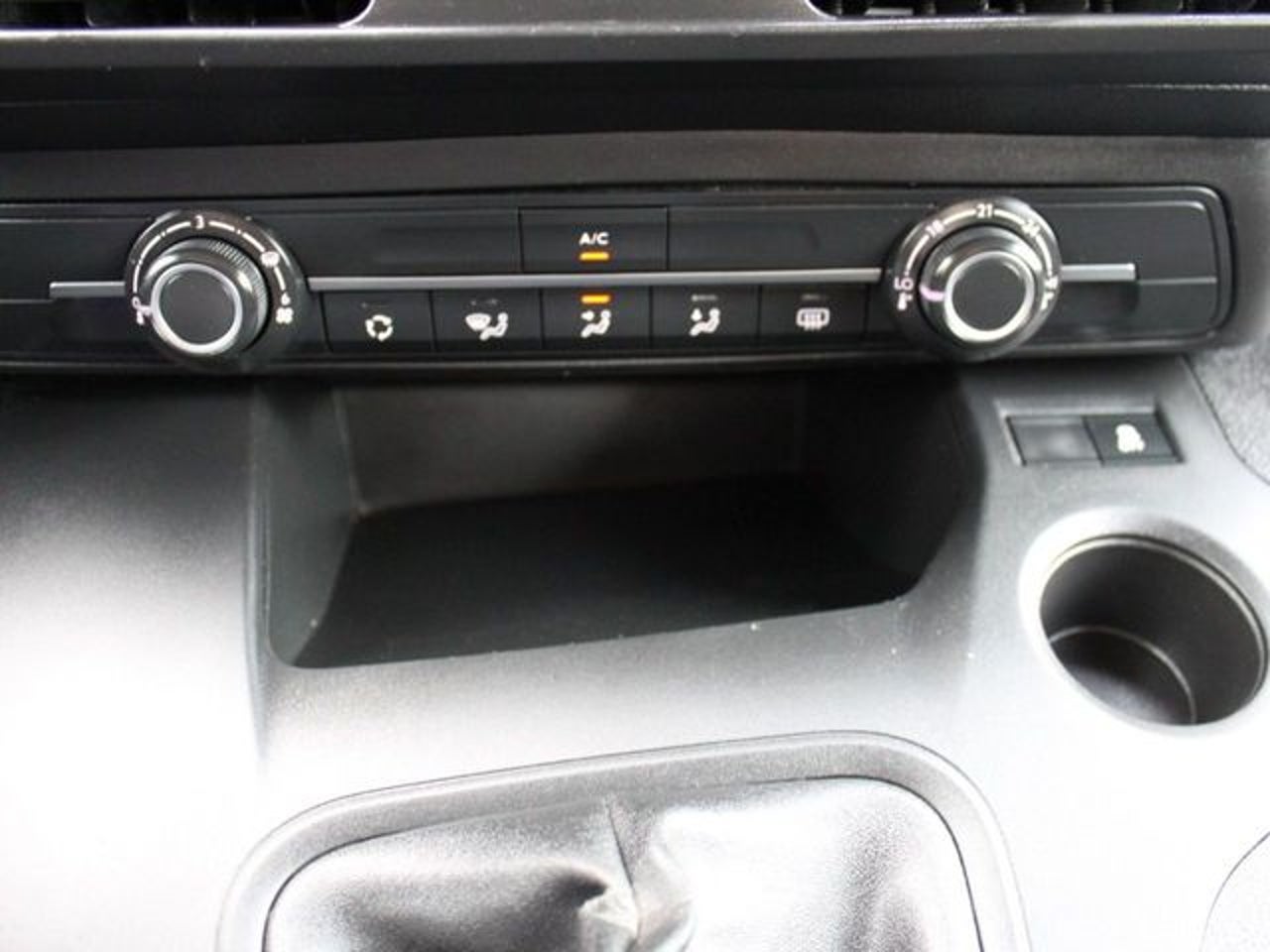 PEUGEOT Rifter Active Standard BlueHDi 55kW 75CV