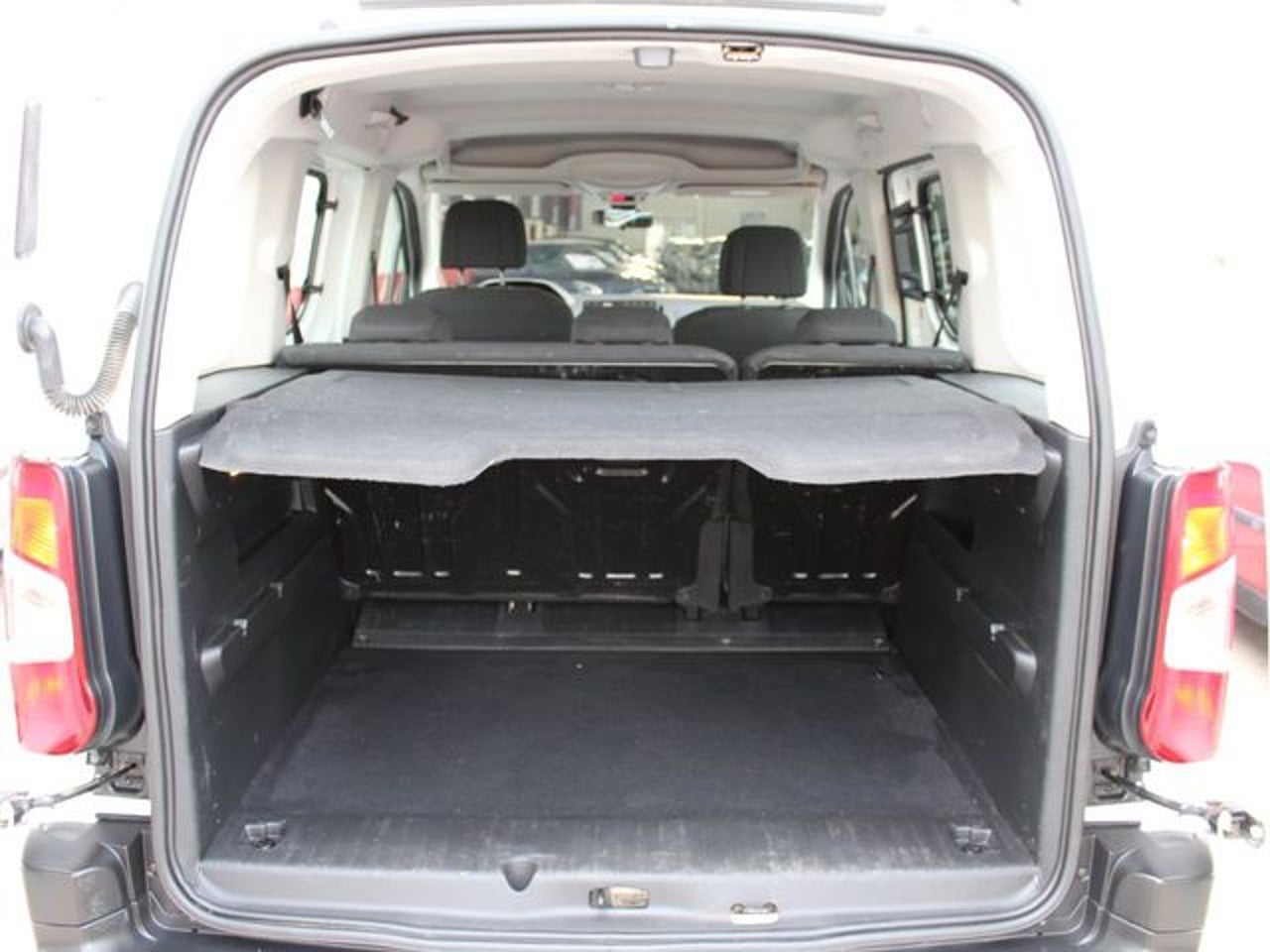 PEUGEOT Rifter Active Standard BlueHDi 55kW 75CV