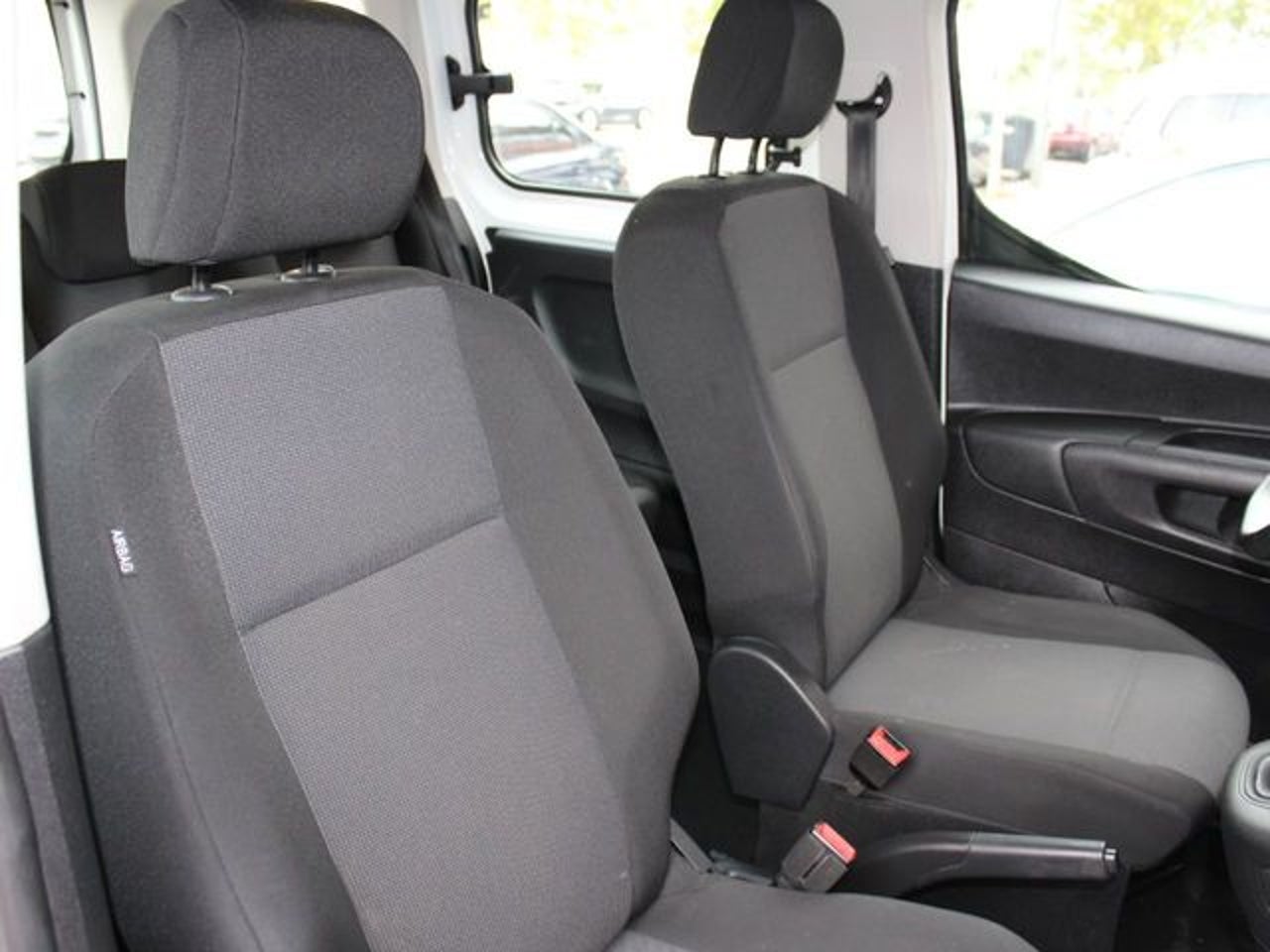 PEUGEOT Rifter Active Standard BlueHDi 55kW 75CV