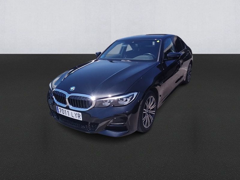 BMW 320 SERIES 3 320e (2022)