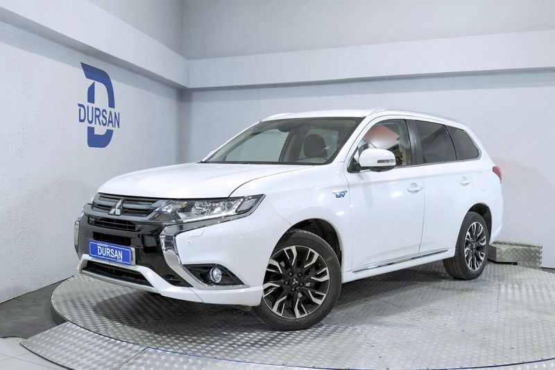 Mitsubishi Outlander 2.0 PHEV Kaiteki Auto 4WD (2016)