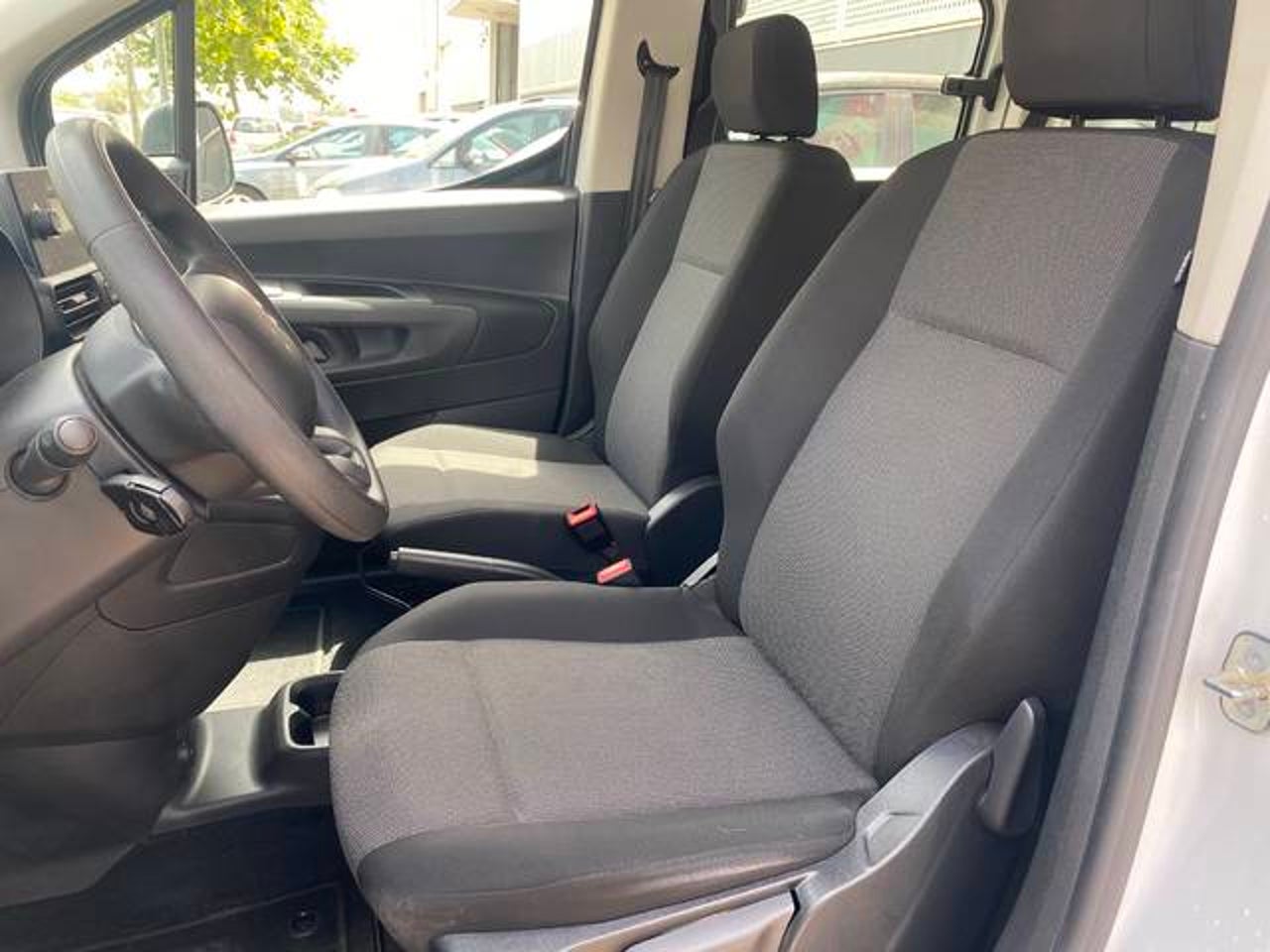 Citroen Berlingo Talla M BlueHDi 100 SS FEEL BUSINESS