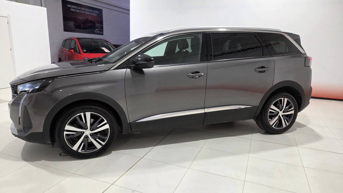 PEUGEOT 5008 2.0 BlueHDi 133kW SS Allure Pack EAT8