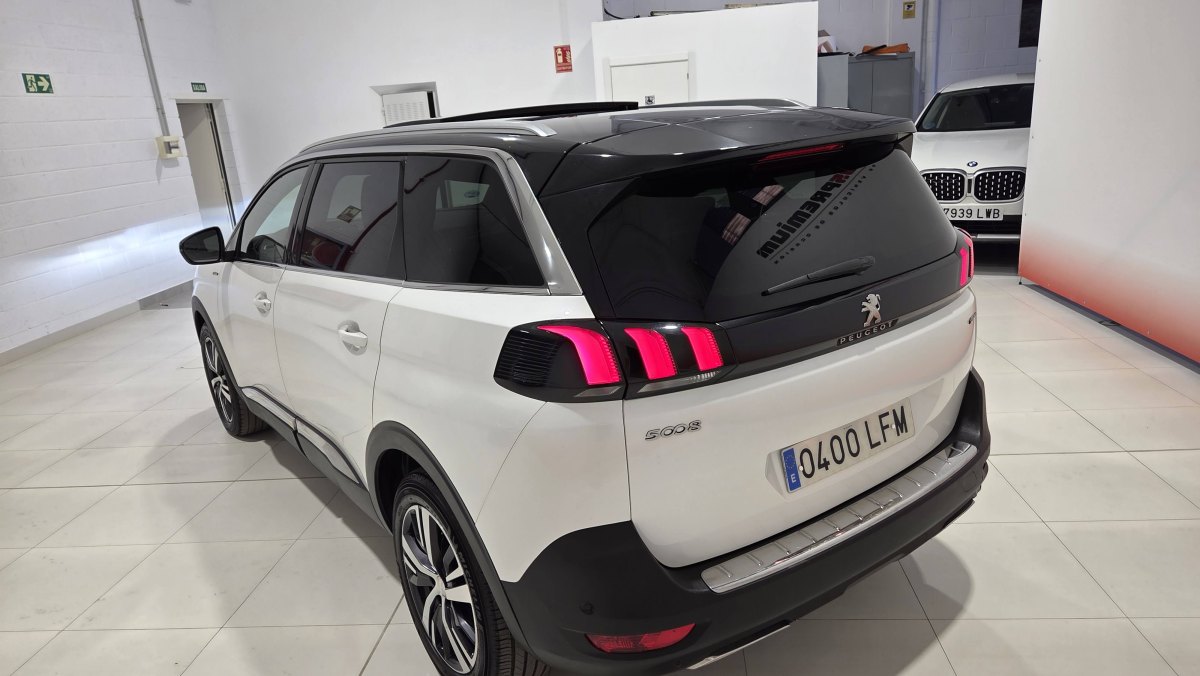 Peugeot 5008 1.5 Automático 130 CV