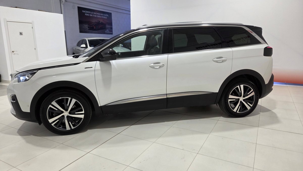 Peugeot 5008 1.5 Automático 130 CV