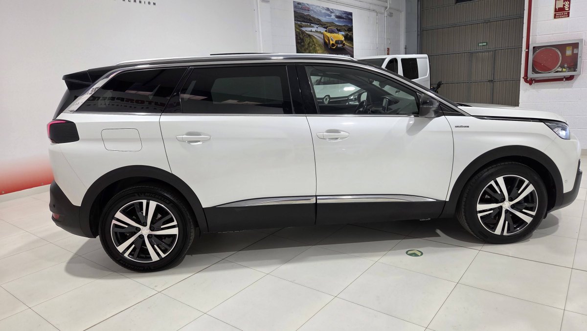 Peugeot 5008 1.5 Automático 130 CV