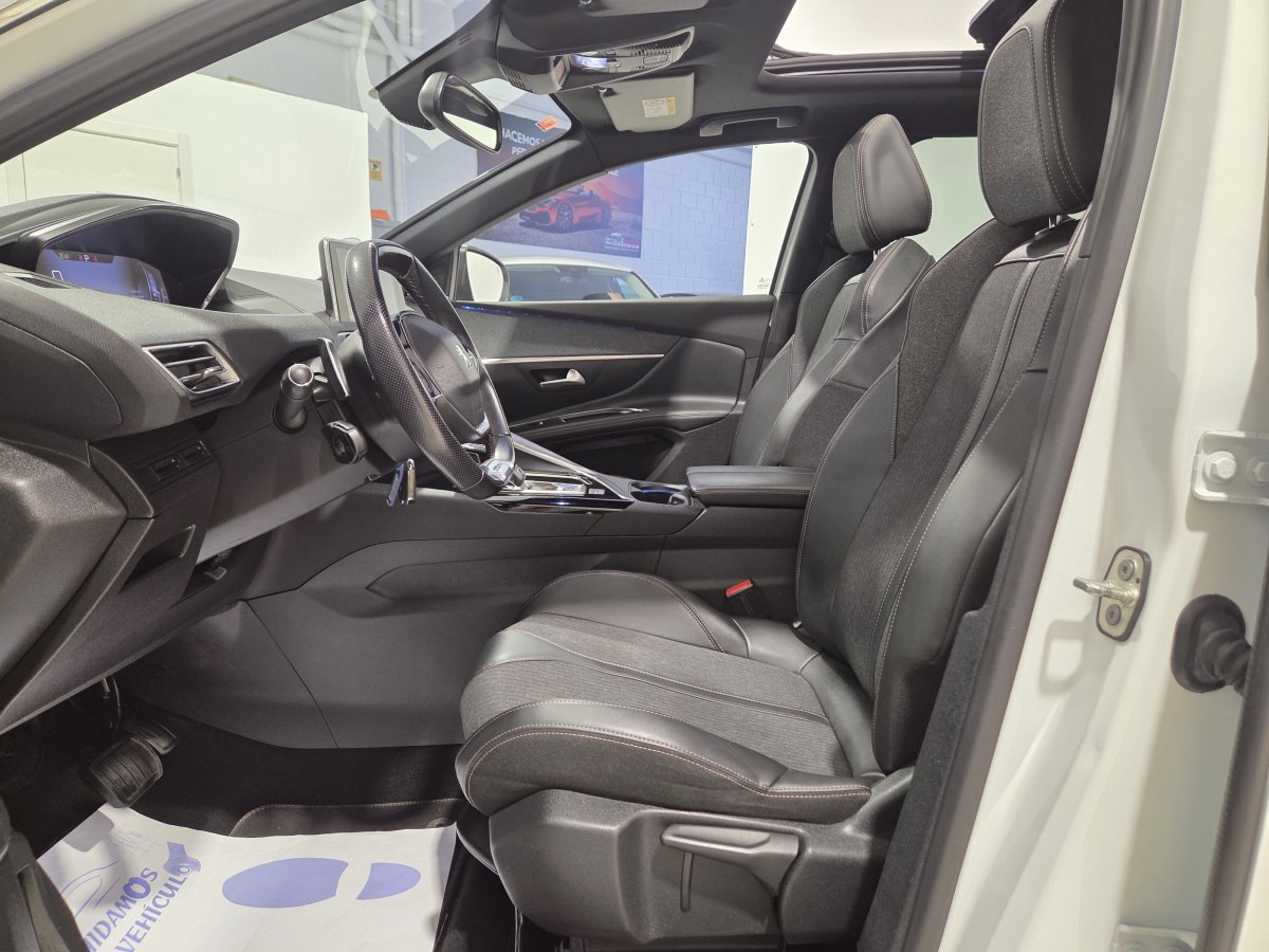 Peugeot 5008 1.5 Automático 130 CV