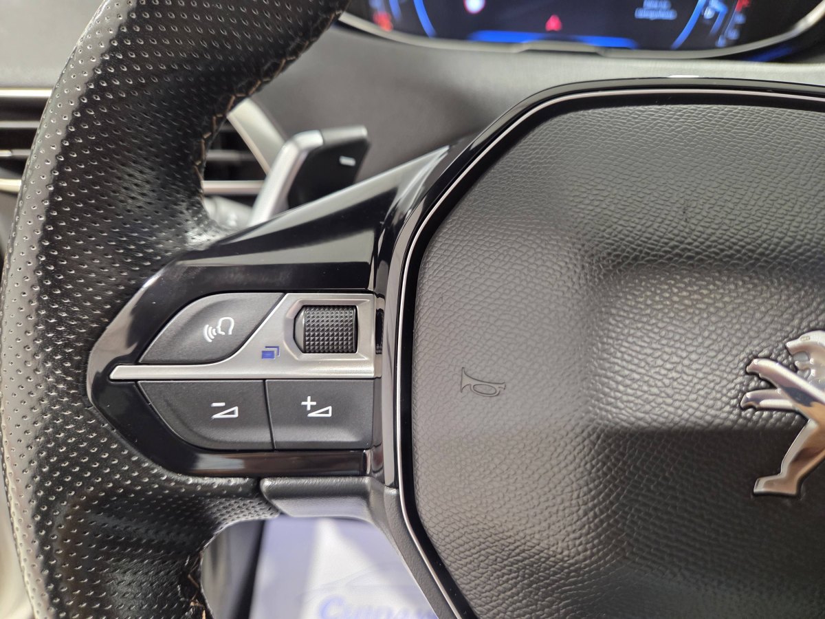 Peugeot 5008 1.5 Automático 130 CV