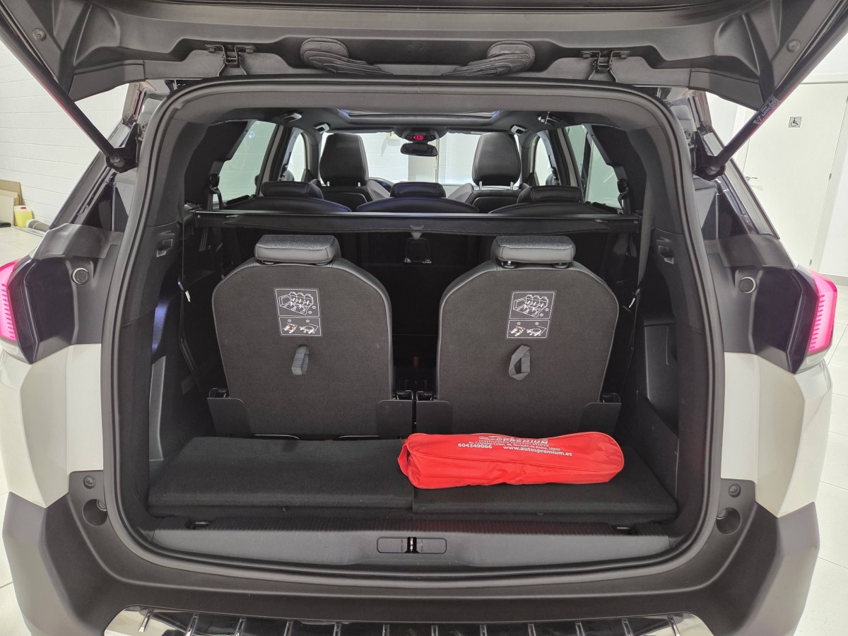 Peugeot 5008 1.5 Automático 130 CV