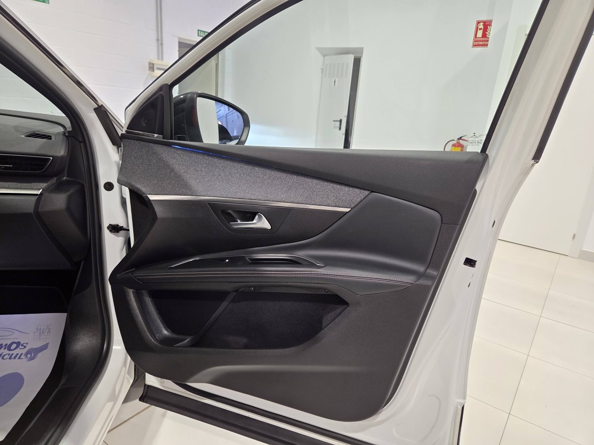 Peugeot 5008 1.5 Automático 130 CV
