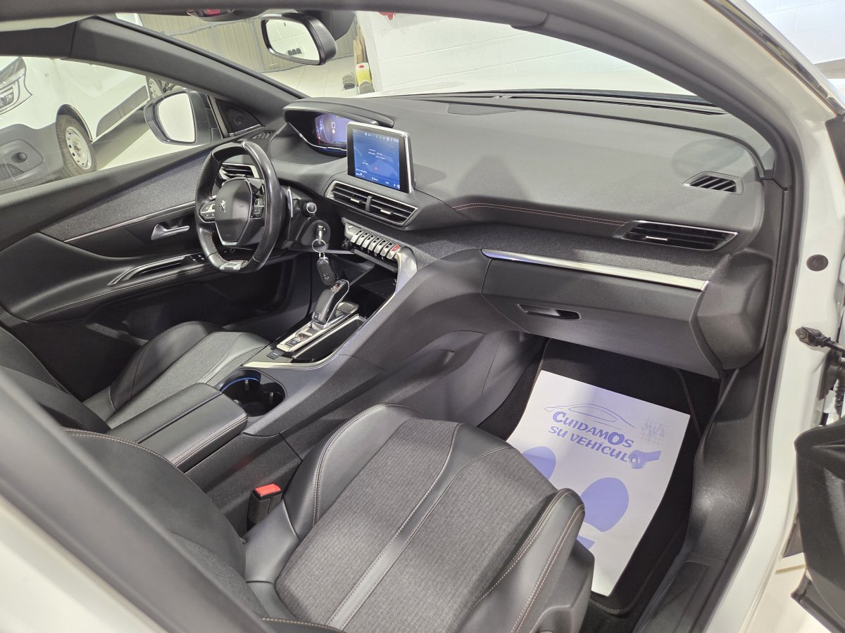 Peugeot 5008 1.5 Automático 130 CV