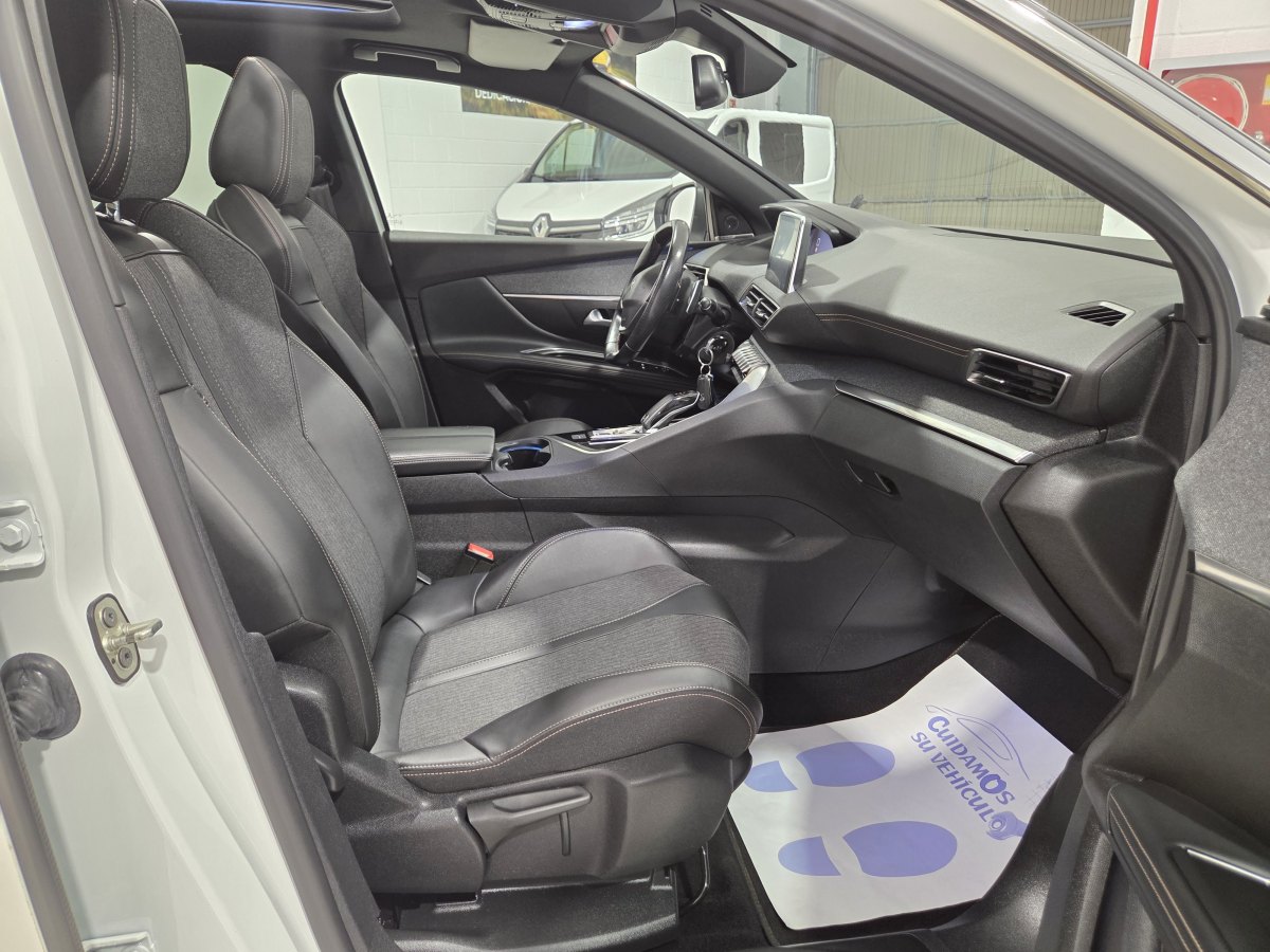 Peugeot 5008 1.5 Automático 130 CV