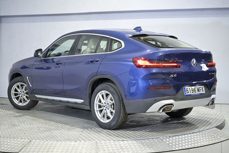 BMW X4 xDrive20d xLine (2023) - foto 5