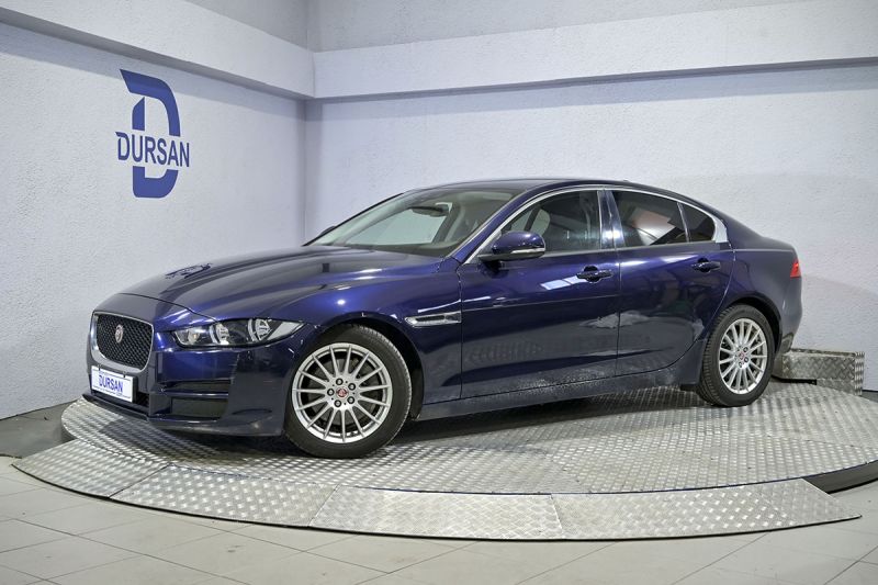 Jaguar XE 2.0 Diesel RWD 120kW Prestige Auto (2018)
