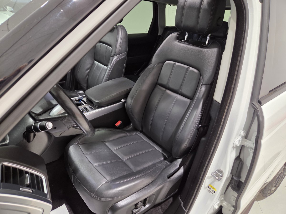 Land Rover Range Rover Sport 2.0 Automático AWD 404 CV HSE DYNAMIC