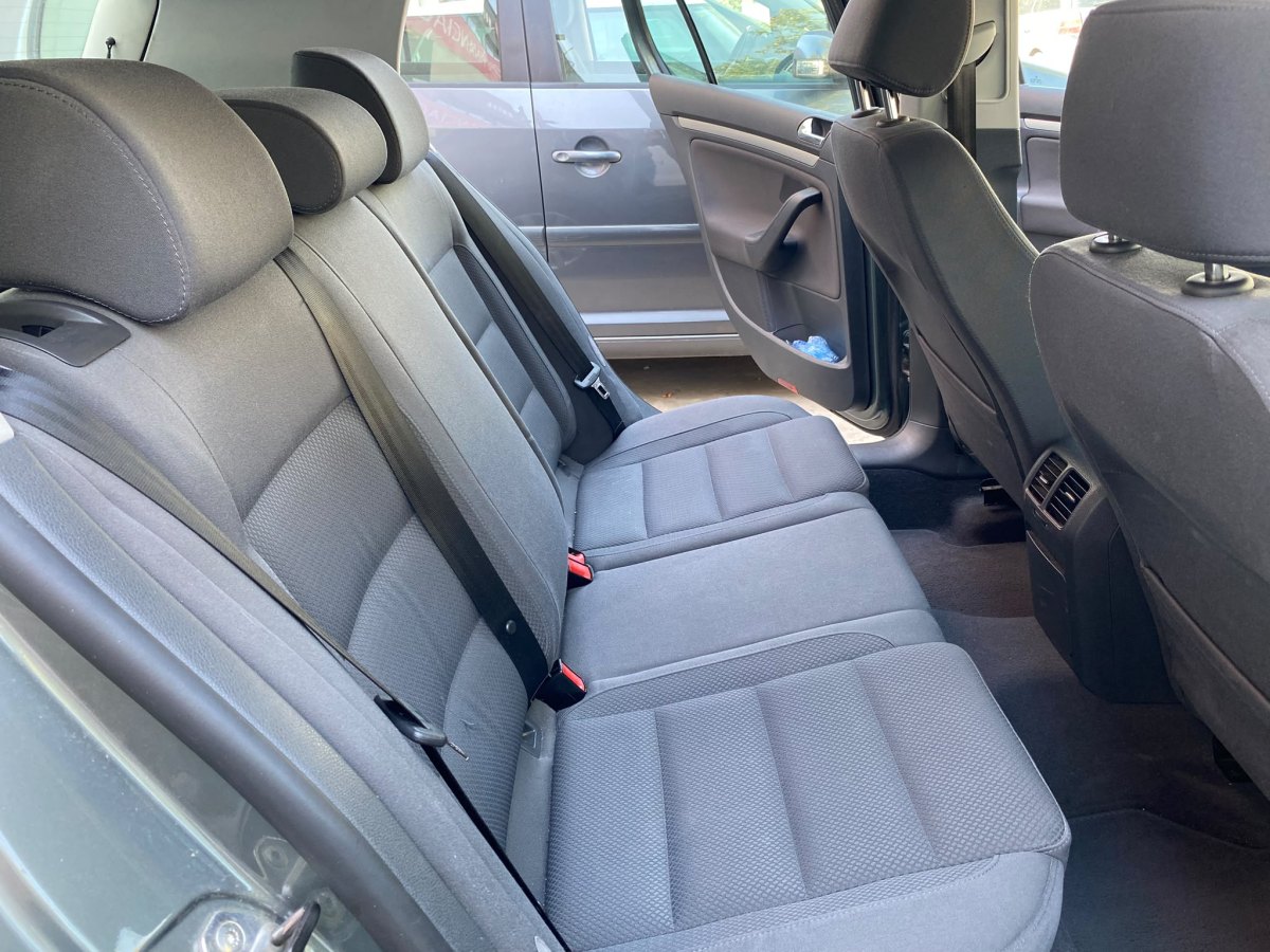 Volkswagen Golf 2.0 AMT 140 CV
